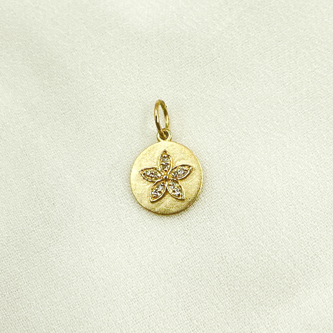 14K Solid Gold Diamond Circle Flower Charm. GDP356