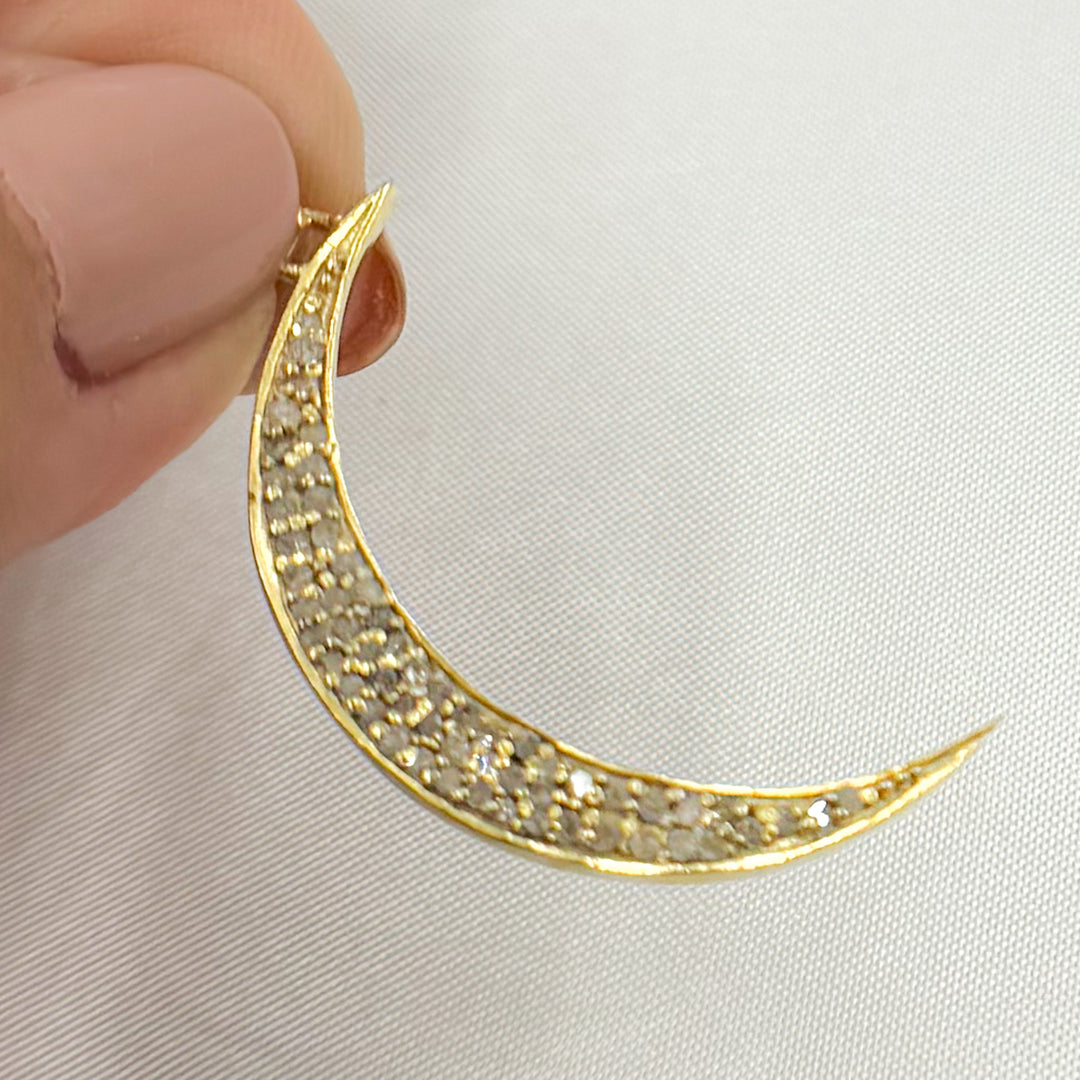 DP1004. Diamond Sterling Silver Moon Pendant