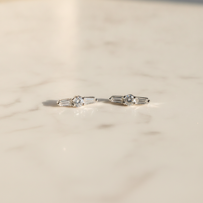 ER421062. 14K Solid Gold Diamond Bar Studs
