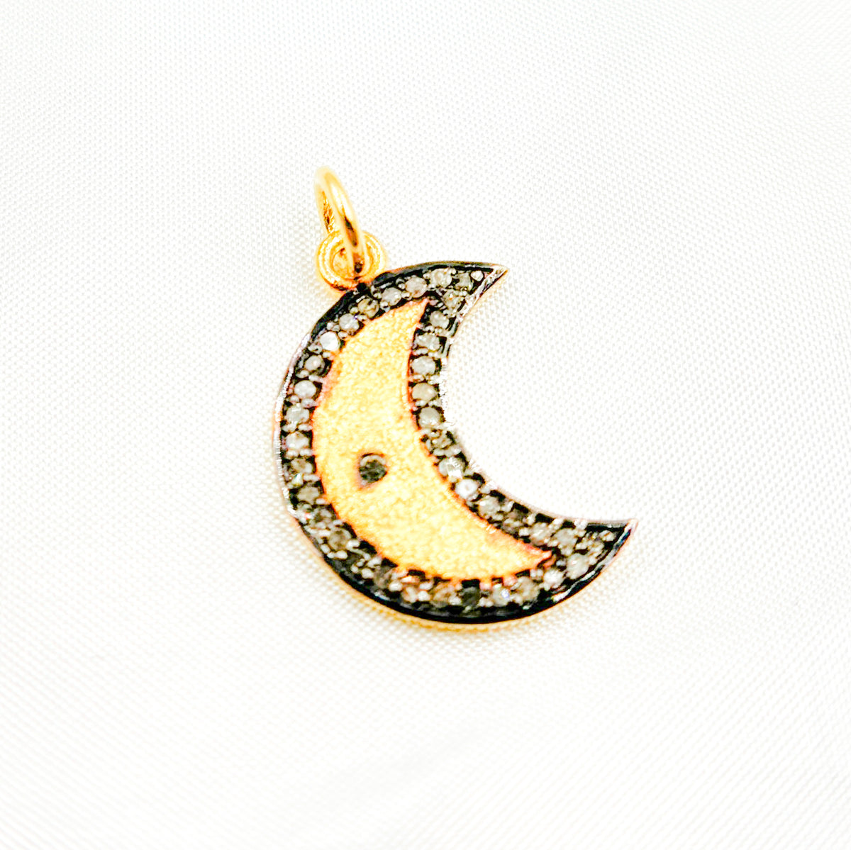 DC073. Diamond Sterling Silver Moon Pendant
