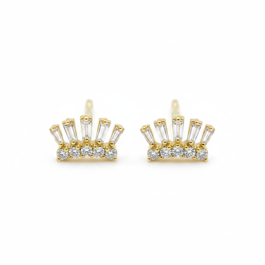 EFD54271. 14k Solid Gold Diamond Stud Earrings