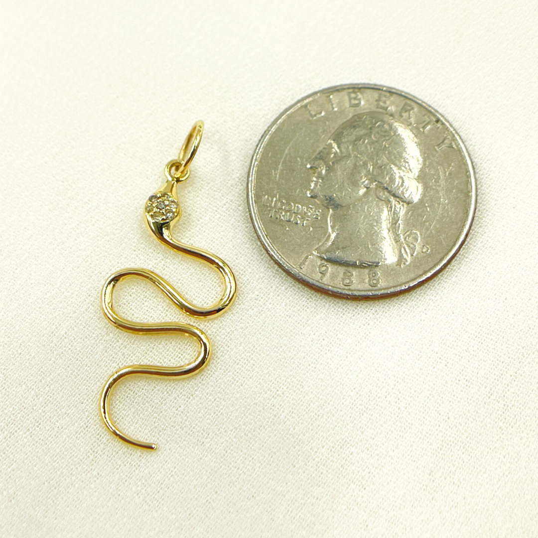 14K Gold Diamond Snake Charm. GDP157