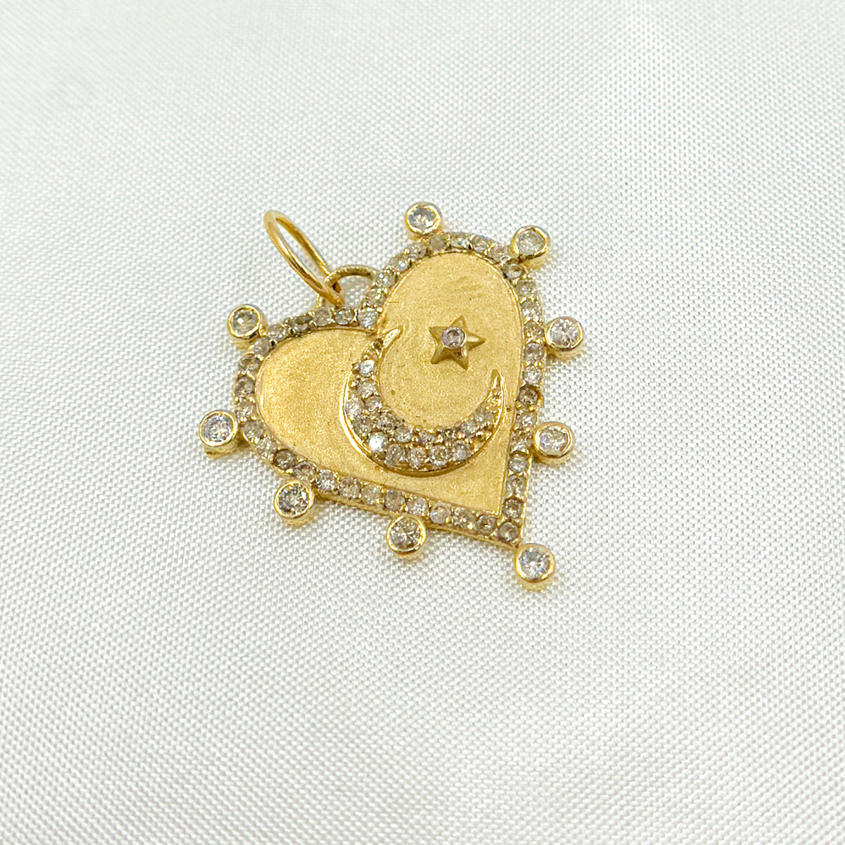 14k Solid Gold Diamond Heart Charm. GDP661