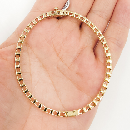 KG102. 14K Solid Gold Diamonds Bangle