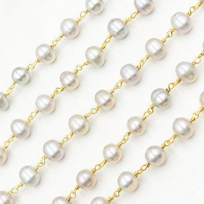 PRL47. Grey Pearl Round Gold Plated Wire Chain