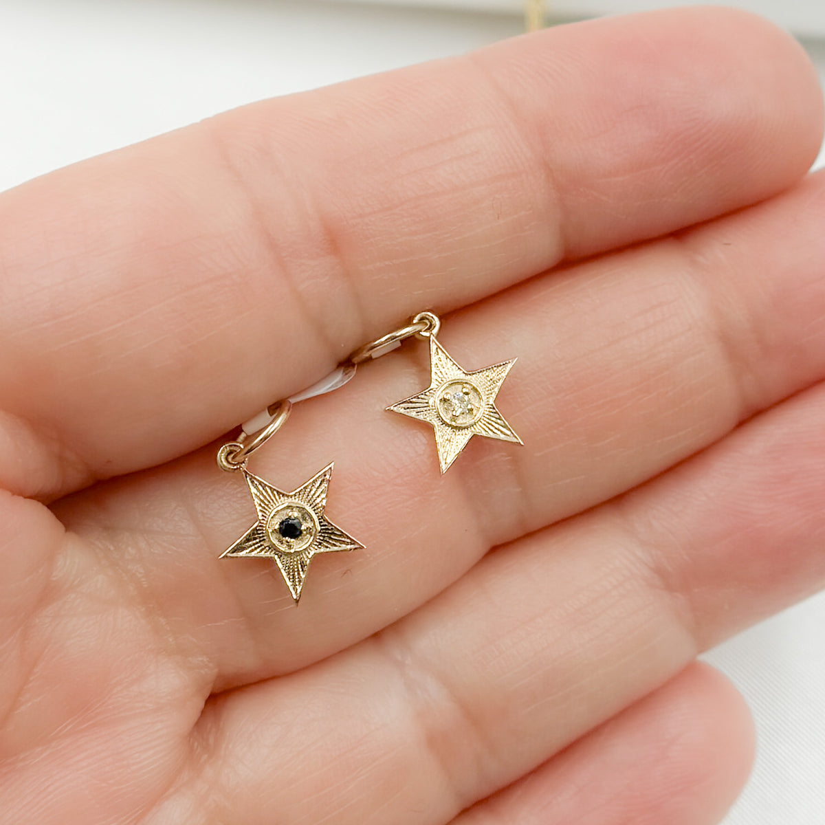 GDP422. 14K Solid Gold Gemstone Star Charm