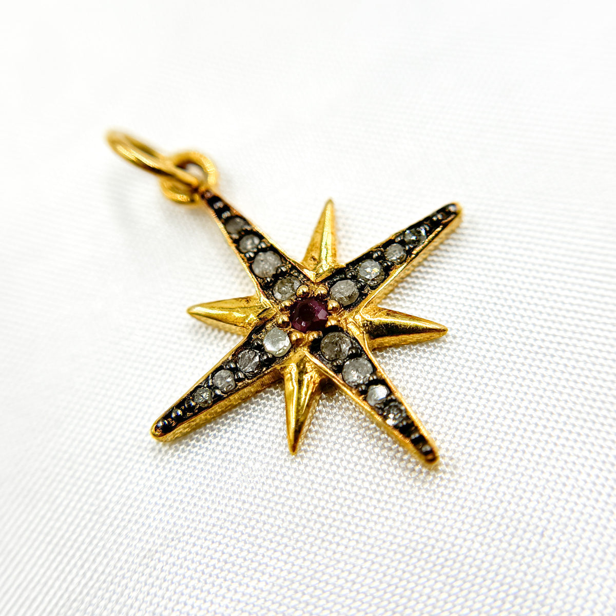 DC450. Diamond Star Pendant