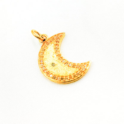 DC073. Diamond Sterling Silver Moon Pendant