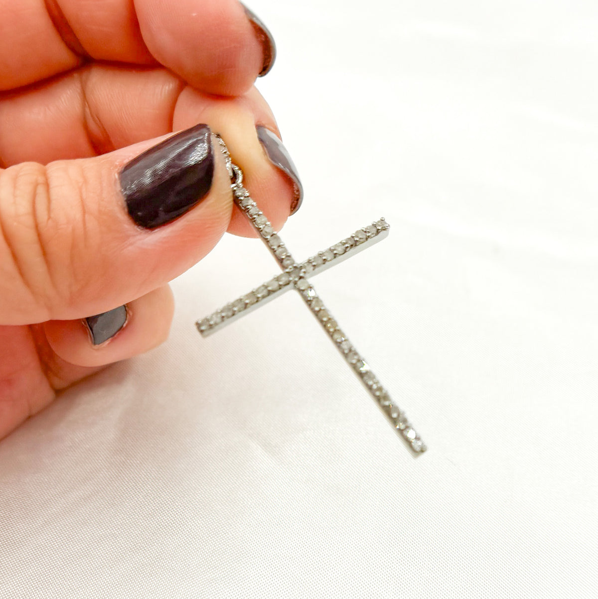 DP300. Diamond & Sterling Silver Cross Pendant