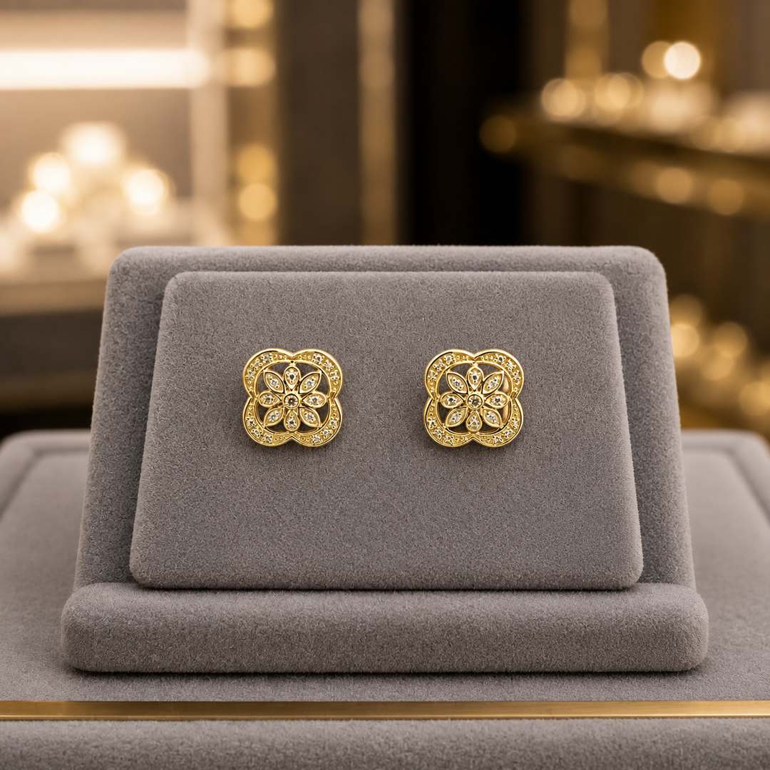 EFA51308. 14K Solid Gold and Diamonds Flower Earrings