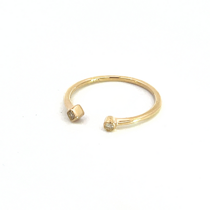 14k Solid Yellow Gold Diamond Ring.
