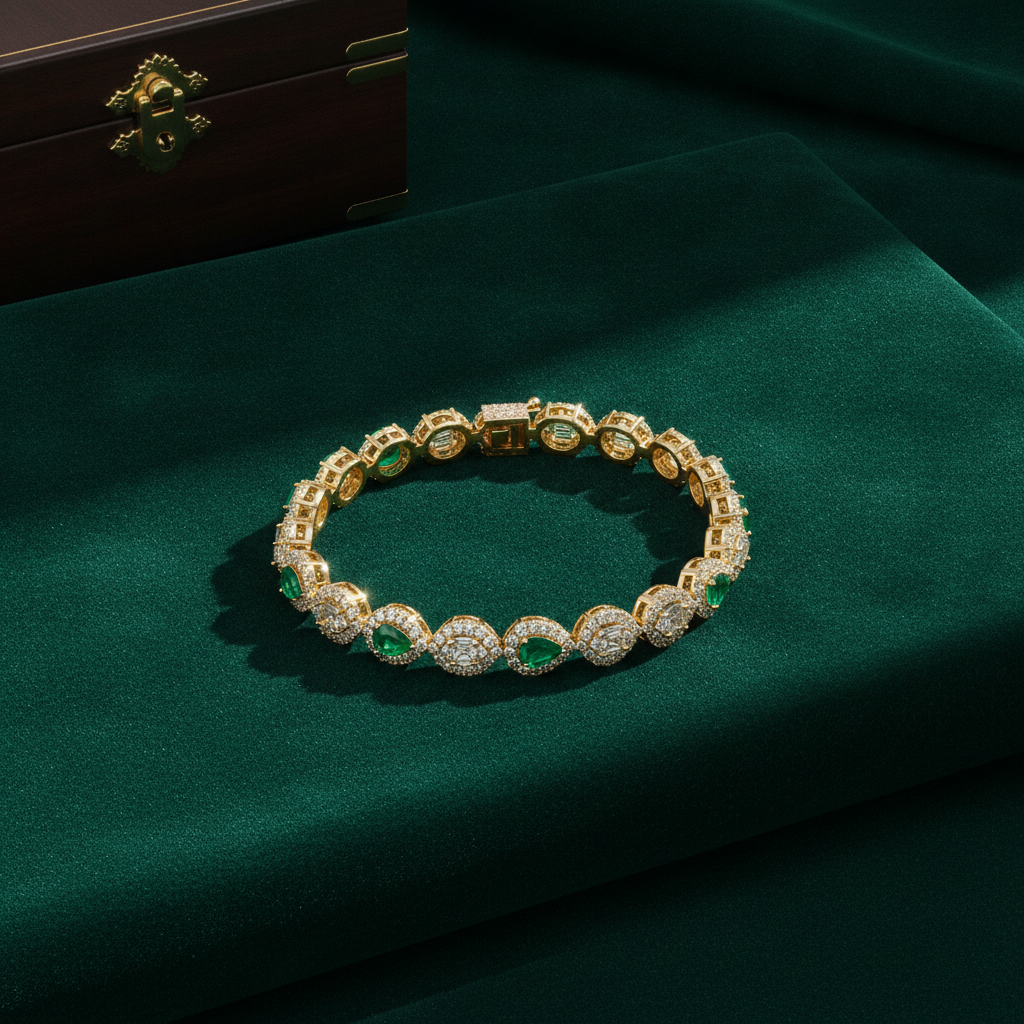 BR404121. 14K Solid Gold Diamond and Emerald Fancy Bracelet