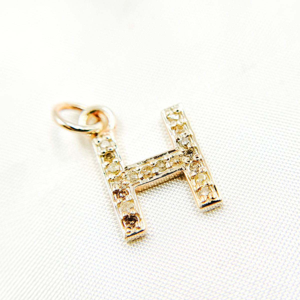 DC537. Diamond Sterling Silver Letter "H" Charm