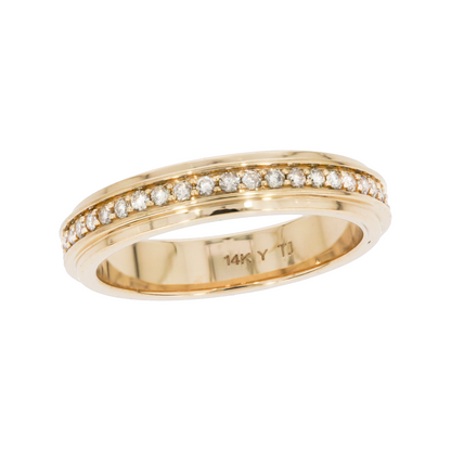 14K Solid Gold Diamond Ring.