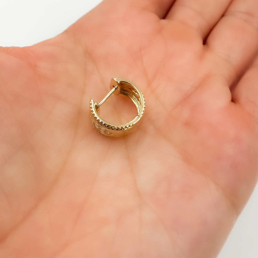 EHD57593. 14K Solid Yellow Gold Hoop Earrings