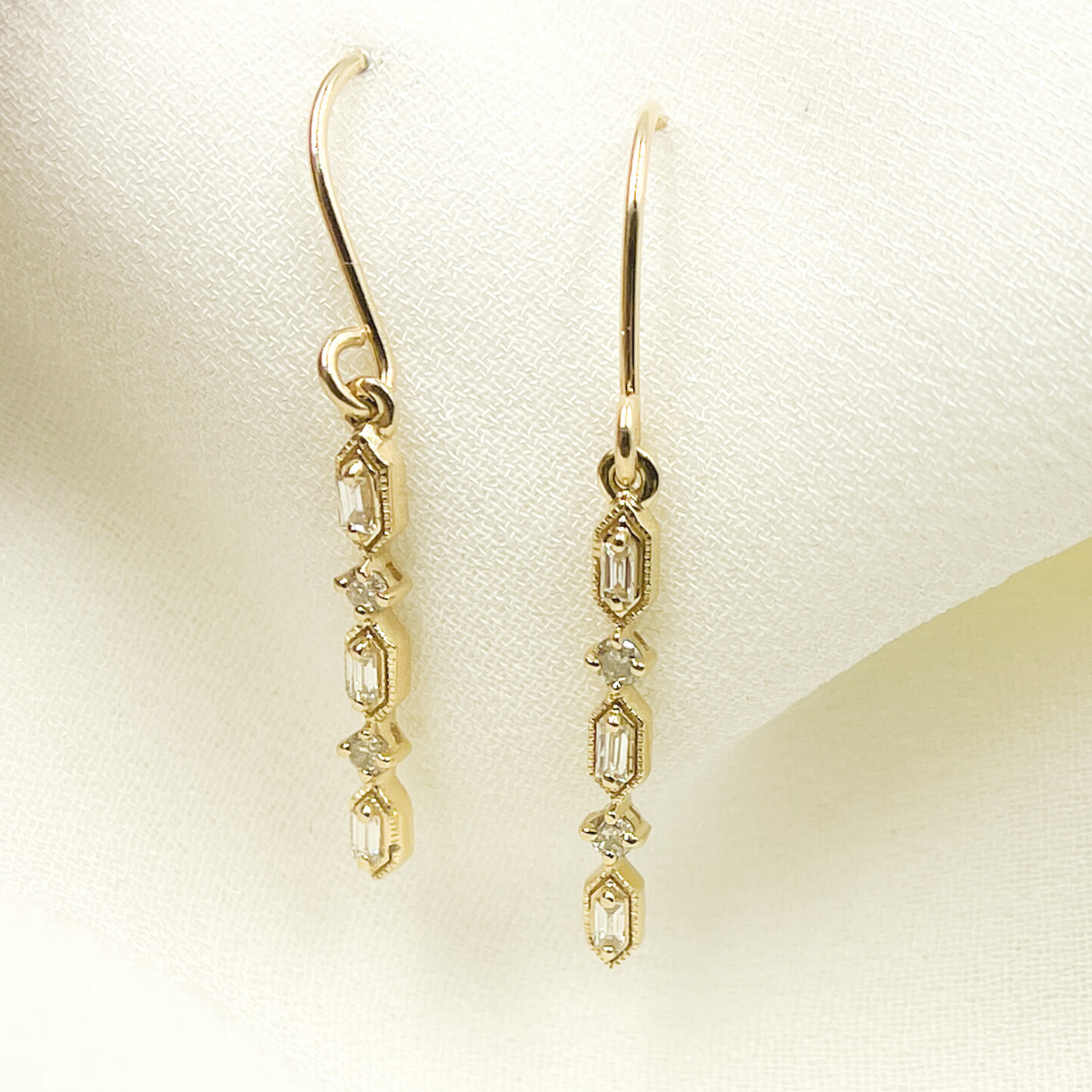 14K Solid Gold and Diamonds Threader Earrings. EFB52037BS