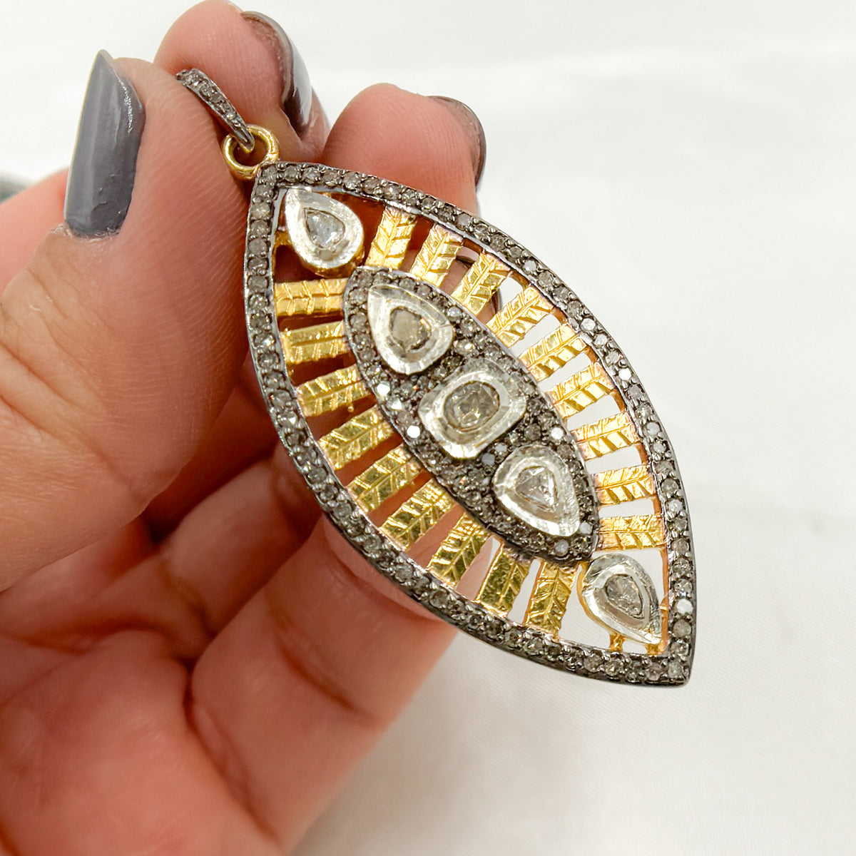 DP204. Diamond Sterling Silver Leaf Shape Pendant with Polki Diamond