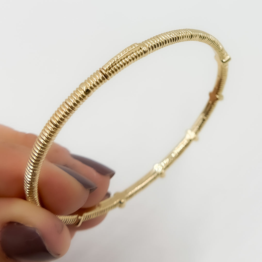 BNH68602. 14k Solid Gold Diamond Flower Bangle