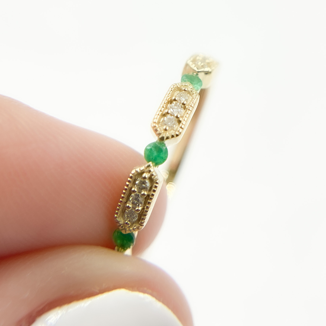 14K Solid Gold Diamond & Emerald Ring. RAD00539EM