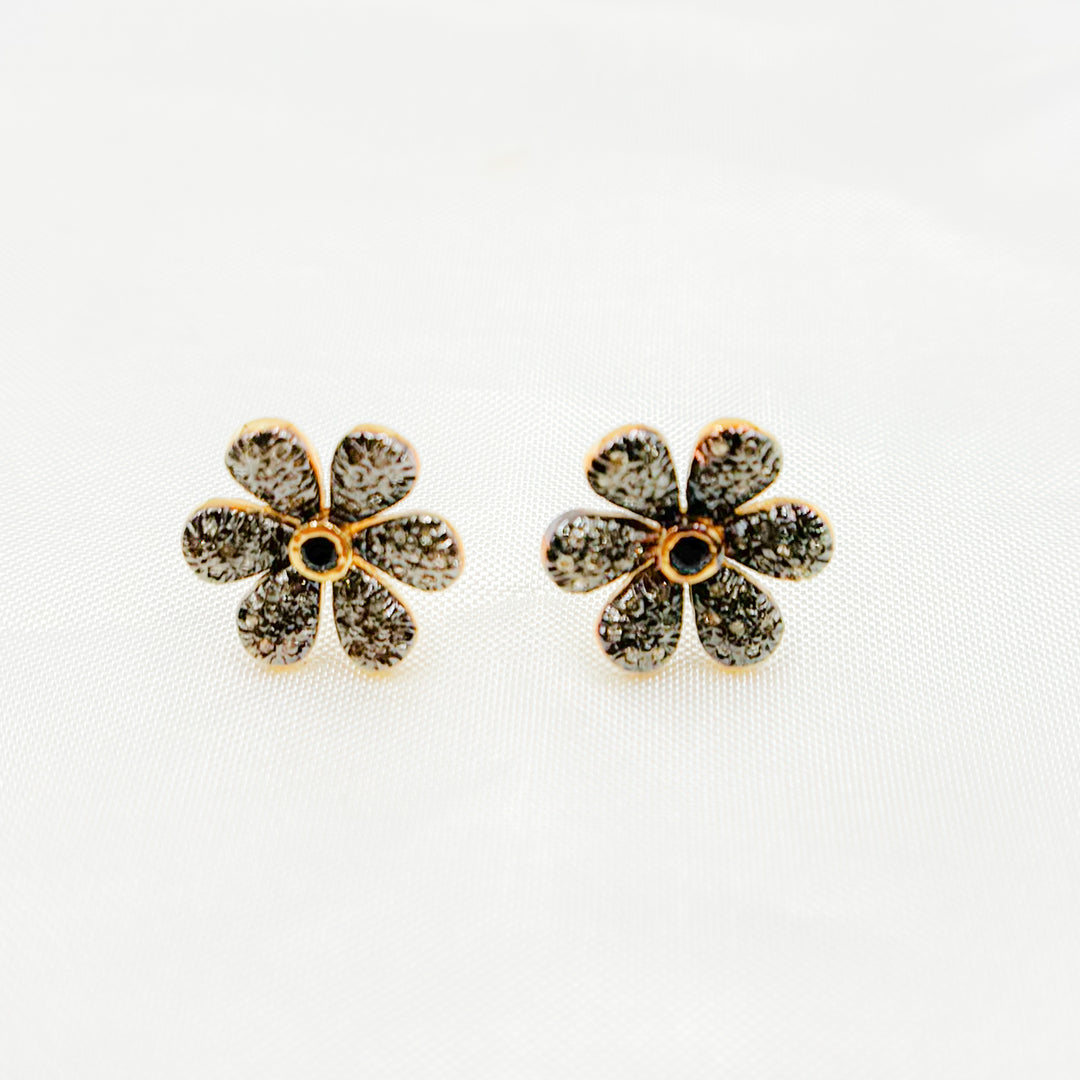 DE058. Diamond and Gemstones Sterling Silver Flower Studs