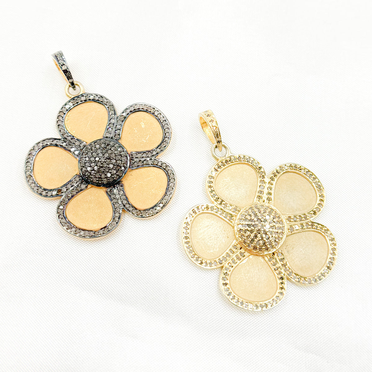 DP173. Diamond Sterling Silver Flower Pendant