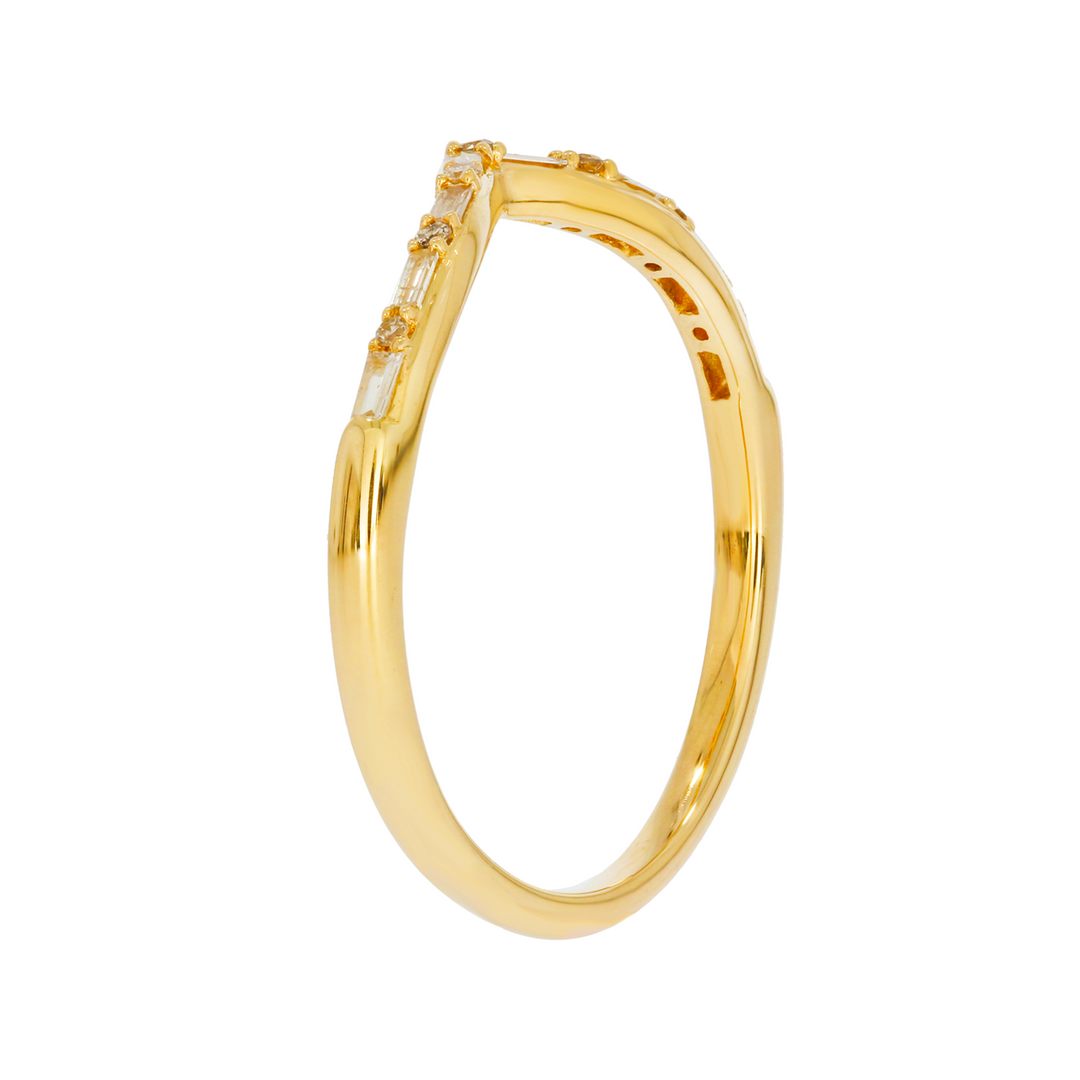 RAB01227. 14K Solid Gold Diamond Ring