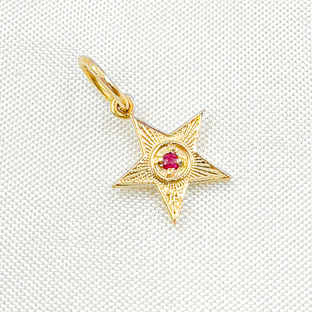GDP422. 14K Solid Gold Gemstone Star Charm