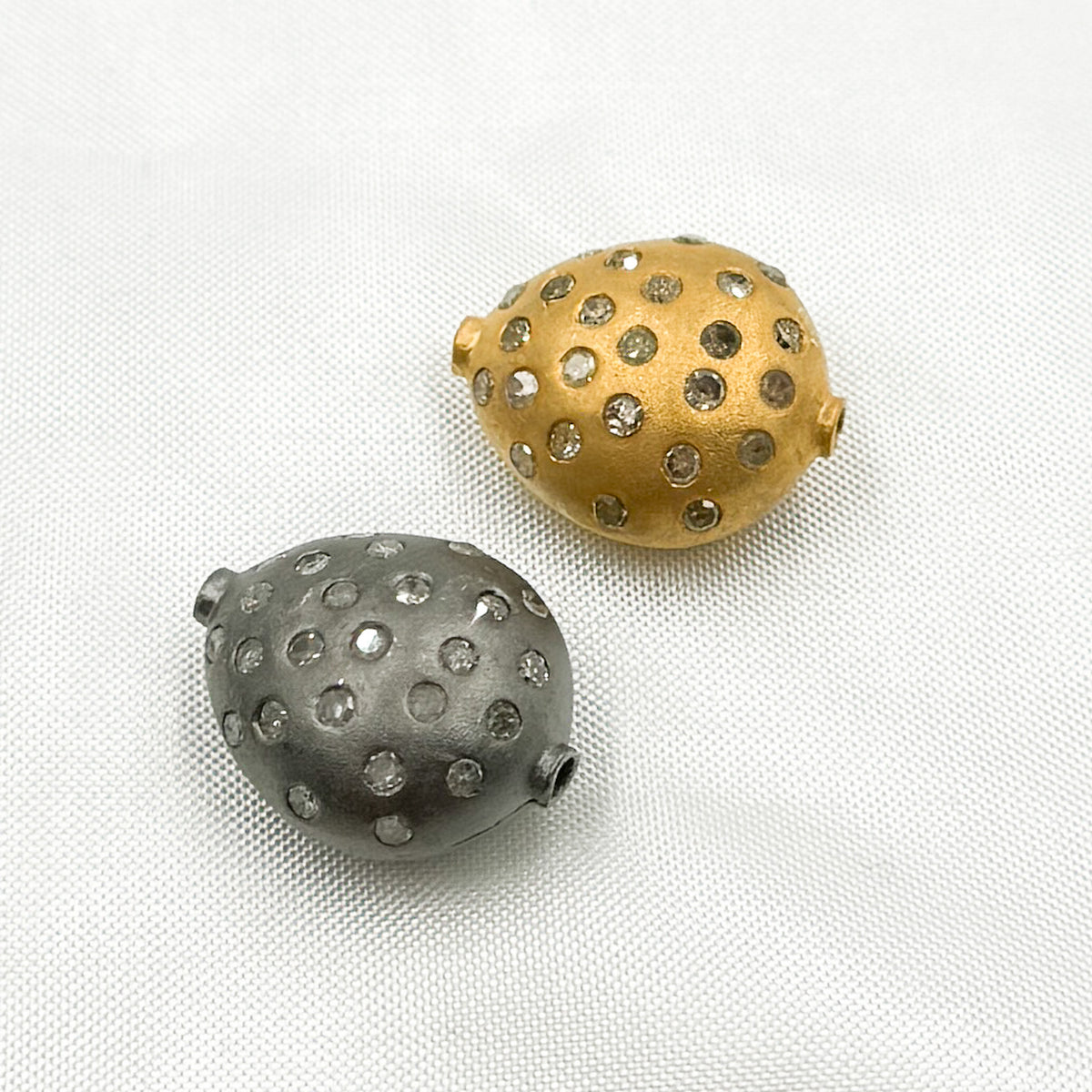 DC220. Diamond & Sterling Silver Pear Shape Bead