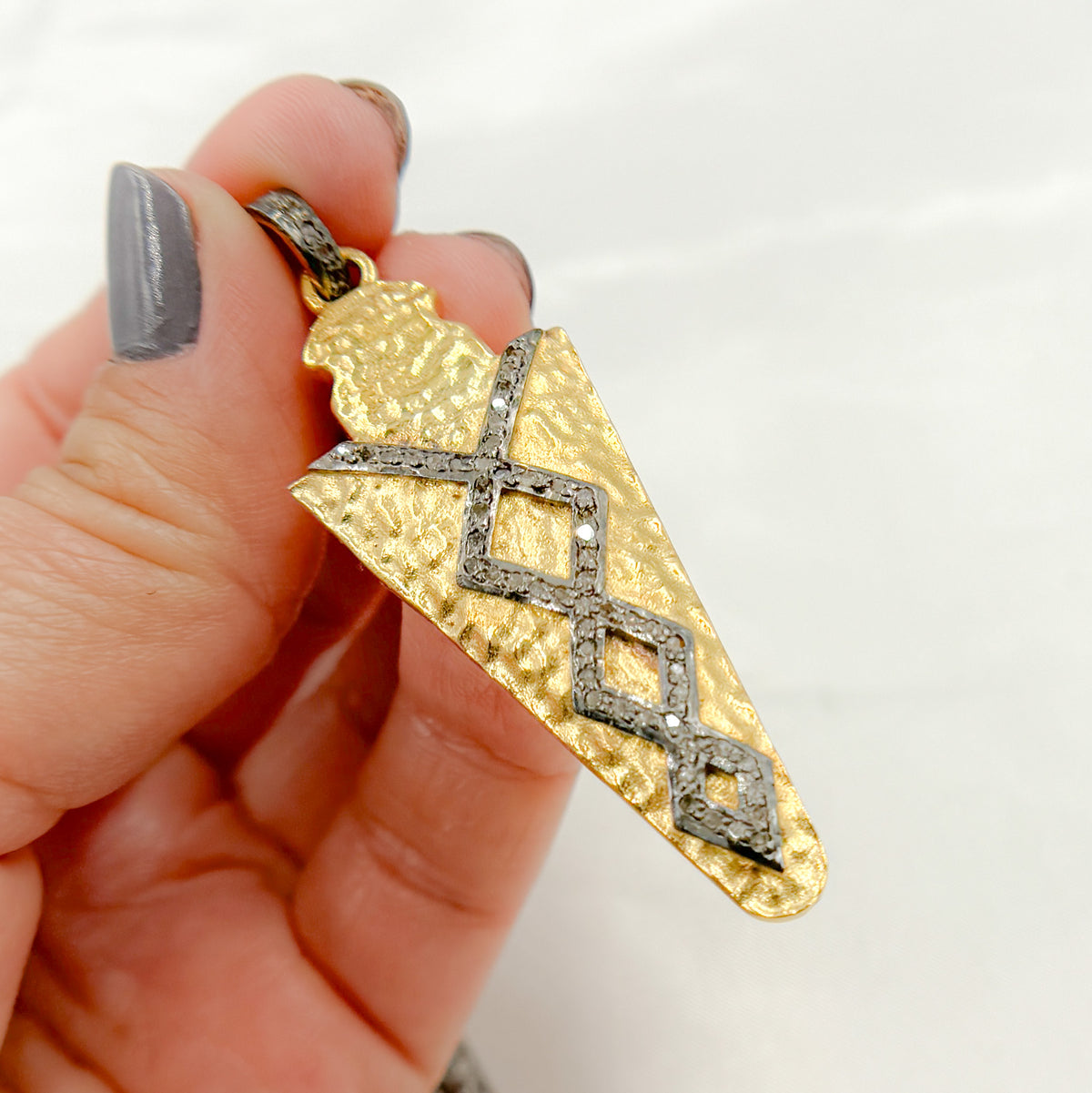 DP149. Diamond Sterling Silver Arrow Head Pendant