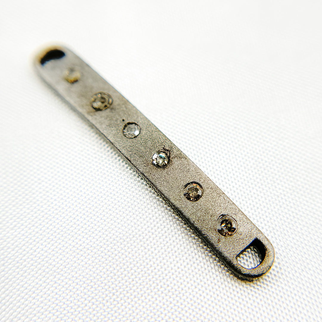 DC976. Diamond & Sterling Silver Long Oval Connector