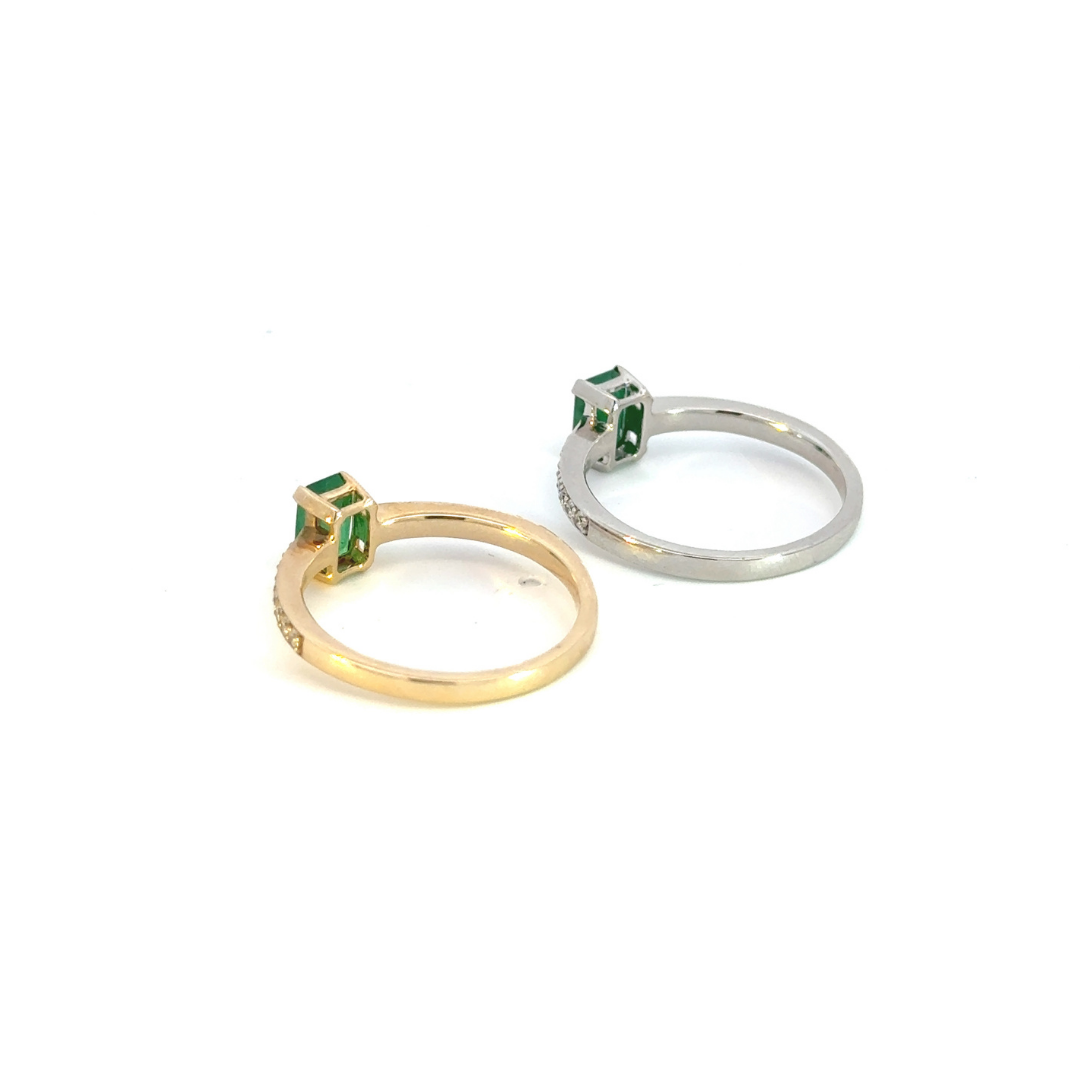 14k Solid Gold Diamond and Emerald Statement Ring. RN402328EM