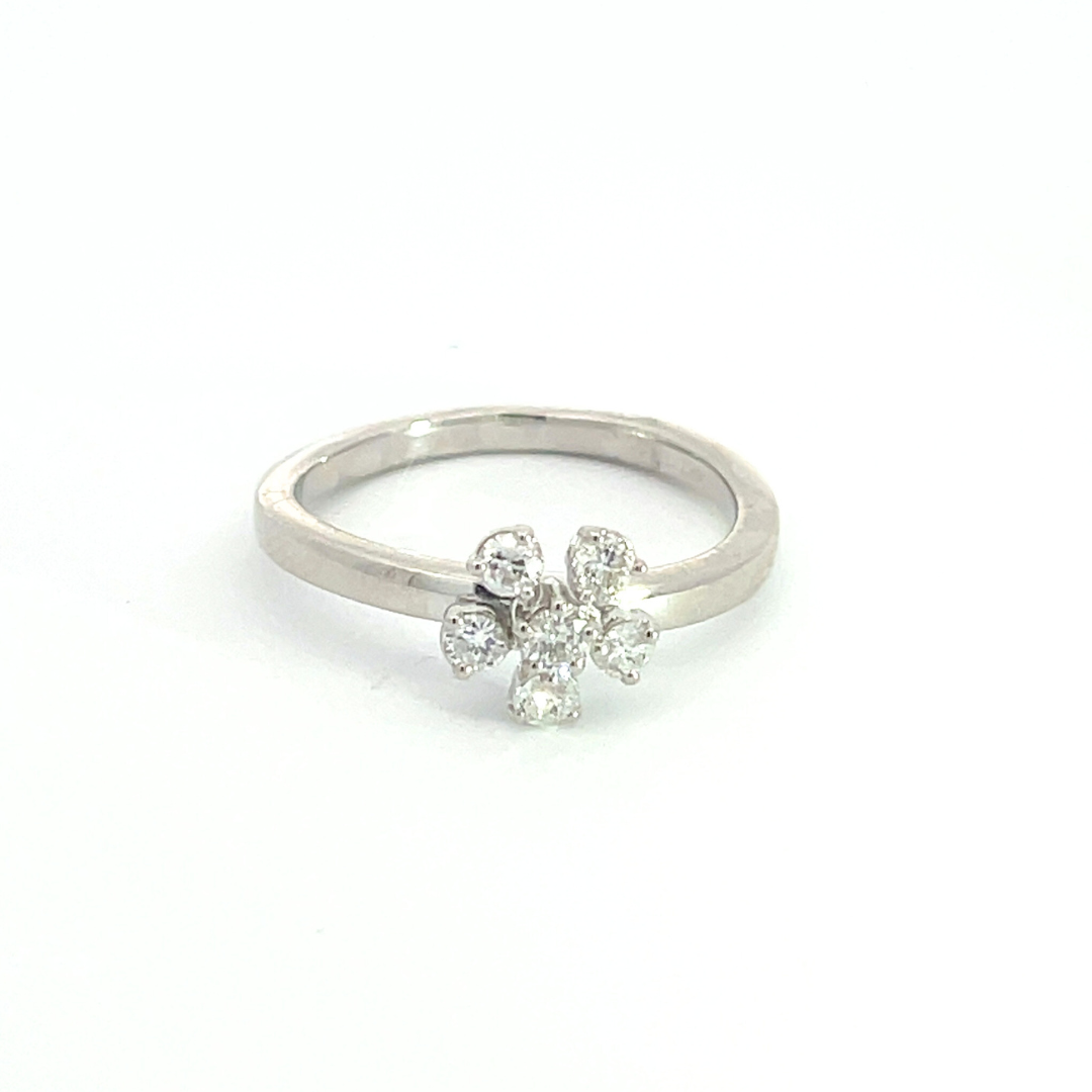 14k Solid Gold Diamond Flower Ring. RN411098
