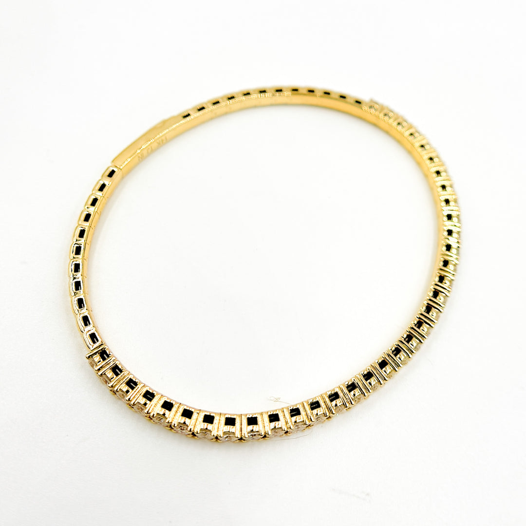 BNP68311. 14K Solid Gold Diamond Bangle