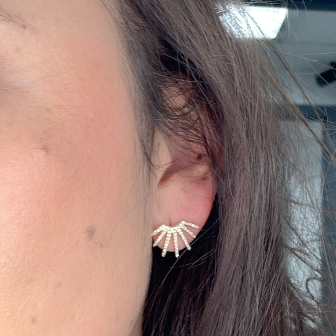 EFF51683Y. 14k Solid Gold Diamond Rays Studs