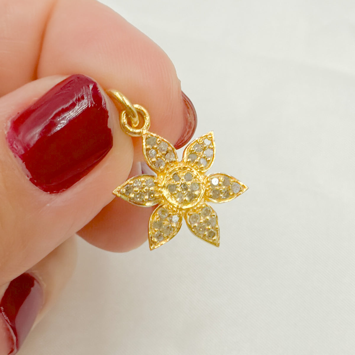 DP191. Diamond Sterling Silver Flower Charm