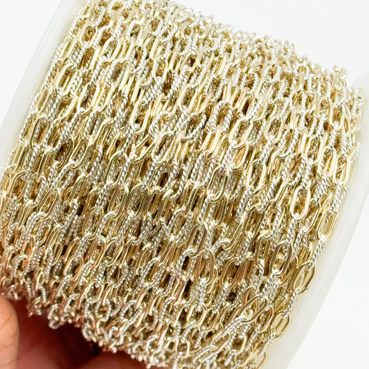 XM/3106PZXE/SP. 14k Gold Filled Smooth and Silver Textured Paperclip Link Chain
