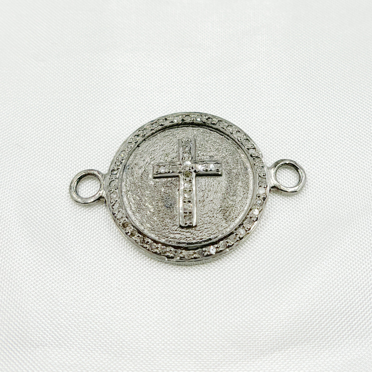 DC548. Diamond Sterling Silver Cross Connector