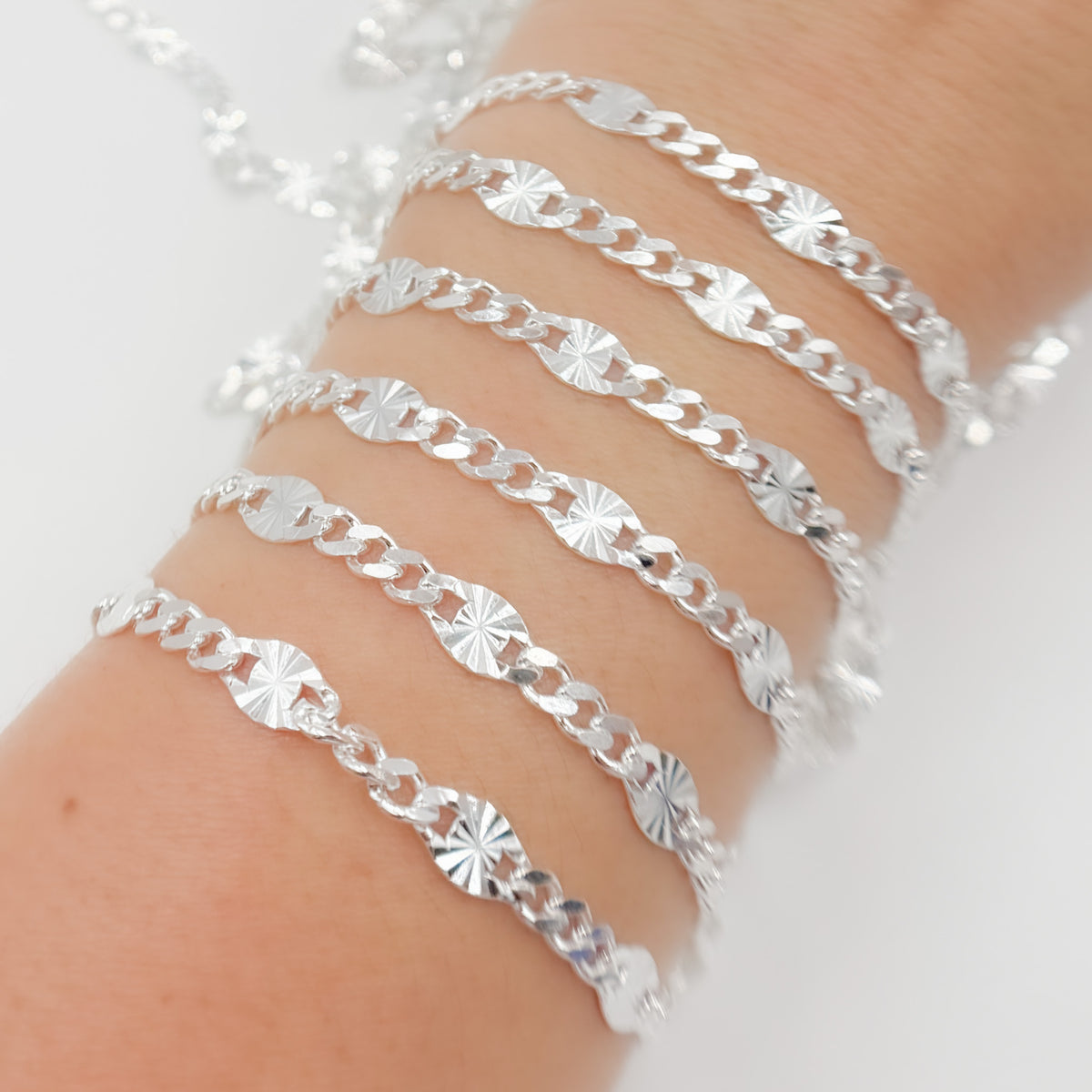Z117SS. Sterling Silver Curb and Diamond Cut Marina Link Chain