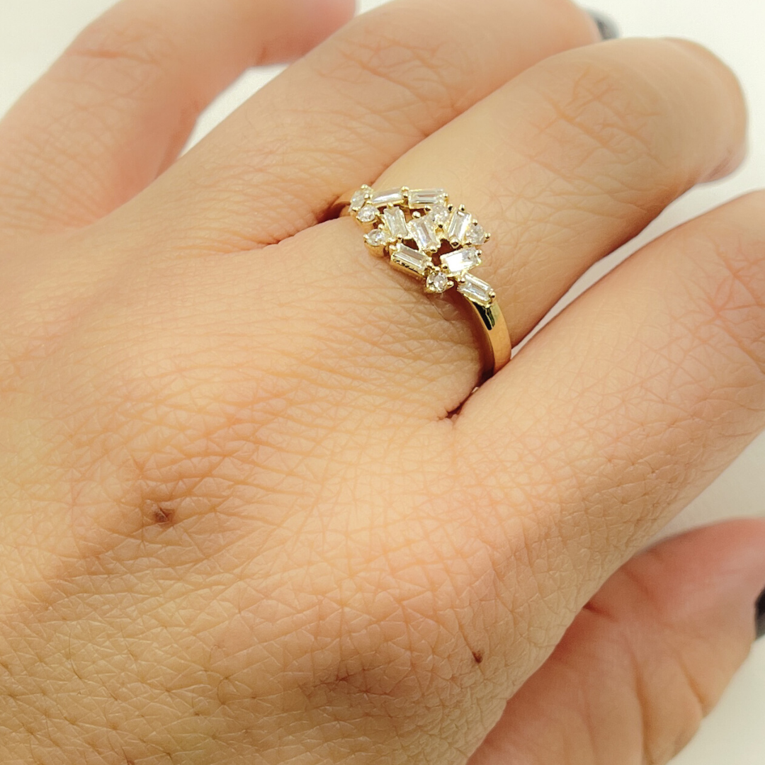 14K Solid Yellow Gold Cluster Diamond Ring. RFE17649