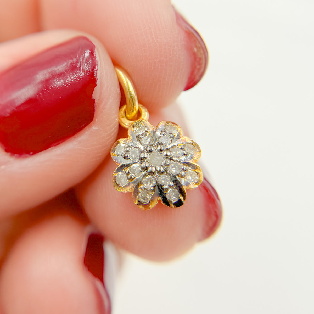 DC252. Diamond Sterling Silver Flower Charm