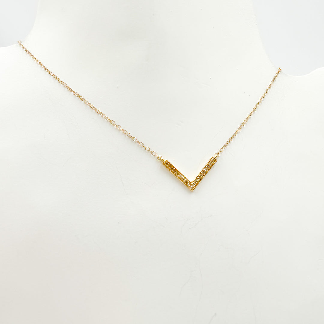 14K Solid Gold Diamond Necklace. NFC71424