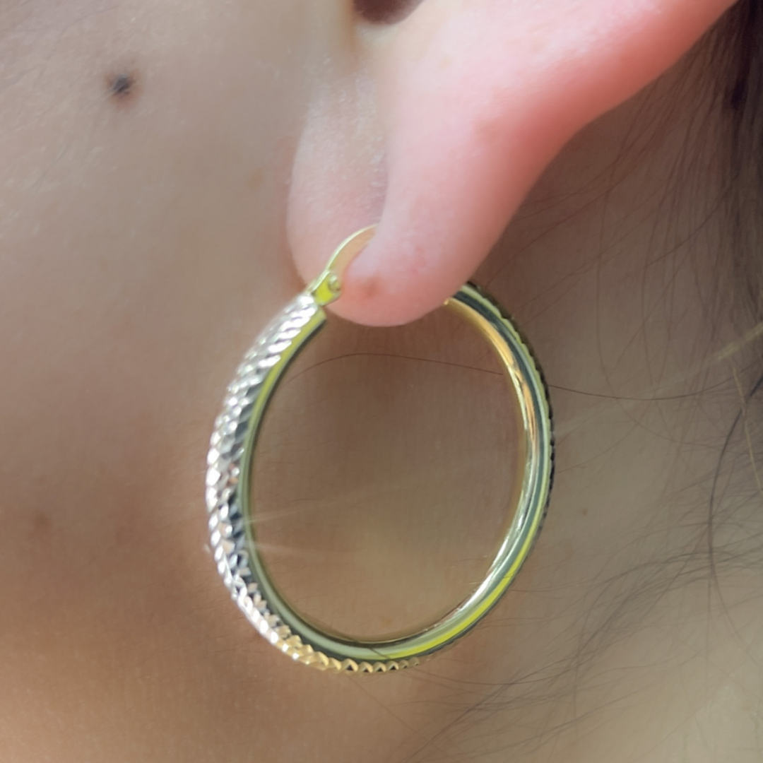 14K Tri-Tone Gold Earrings Circle Shape Hoop. GER56