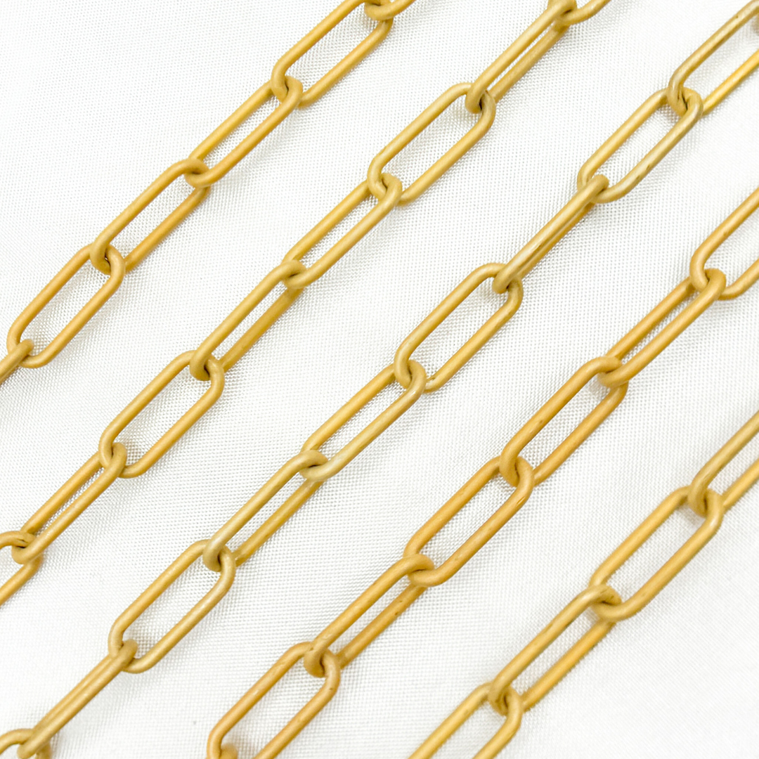 V7GPM. Gold Plated Matt Sterling Silver Paperclip Chain