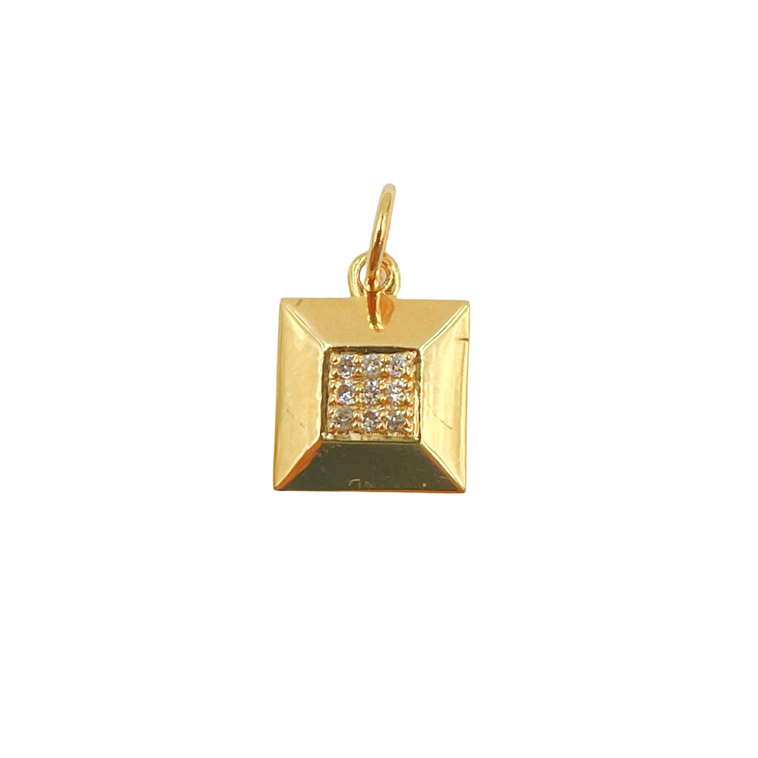 14K Solid Gold Charm. GDP143