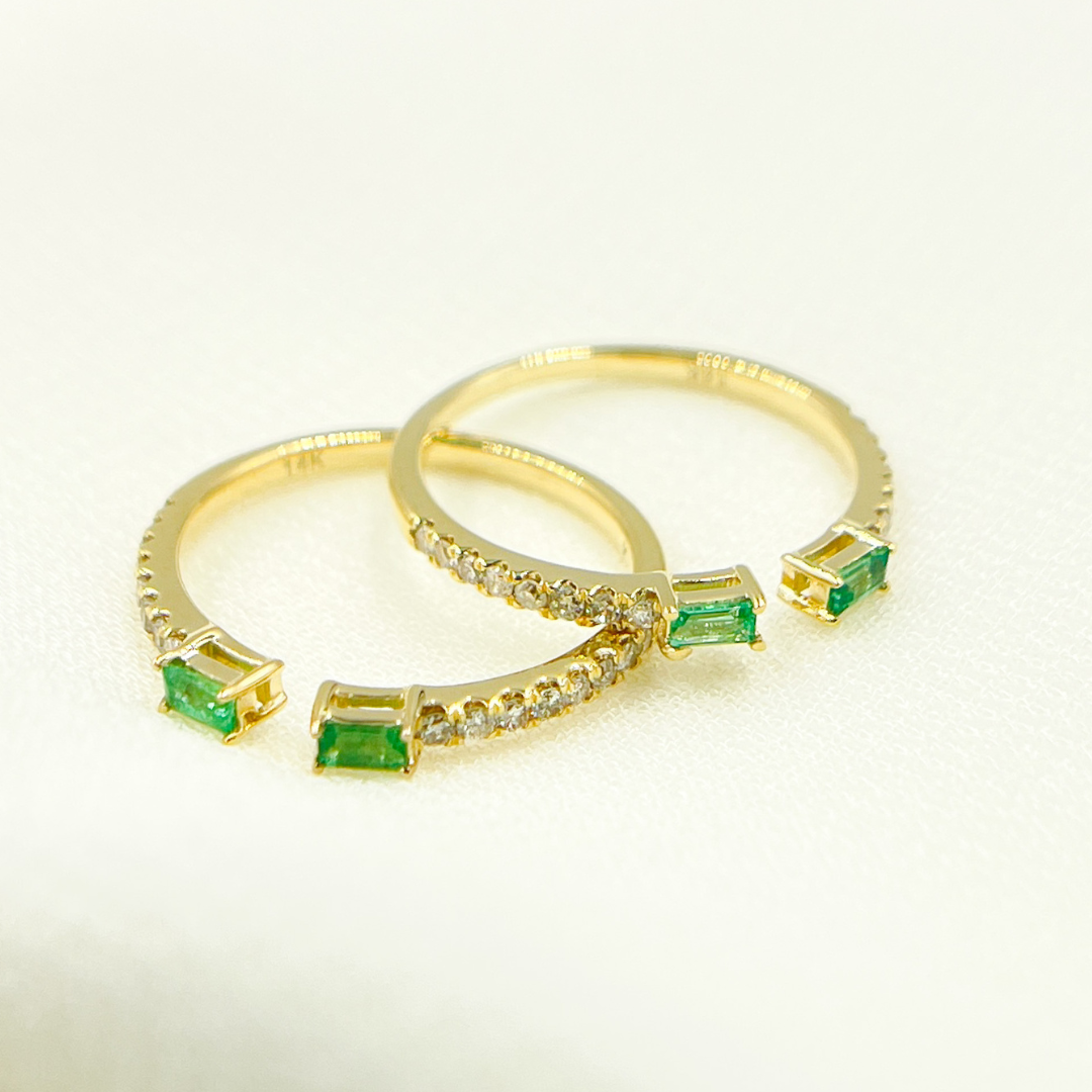 14K Solid Gold Diamond & Emerald Ring. RFC17394EM