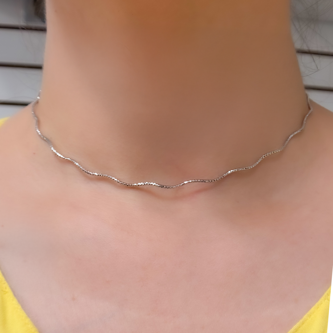 SOW130RH. Sterling Silver Snake Omega Necklace