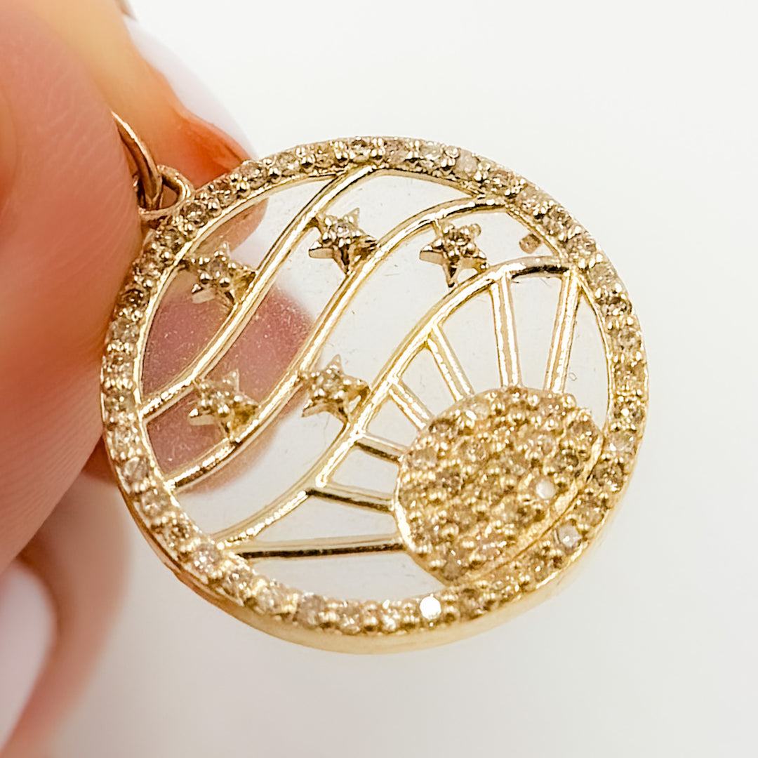 GDP577. 14K Gold Round Pendant