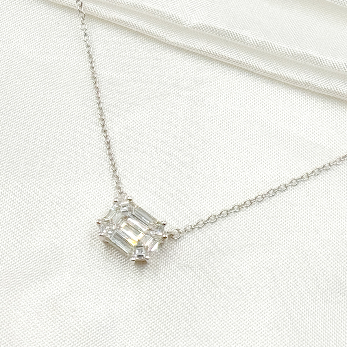 NFI71519. 14K Solid Gold Diamond Necklace