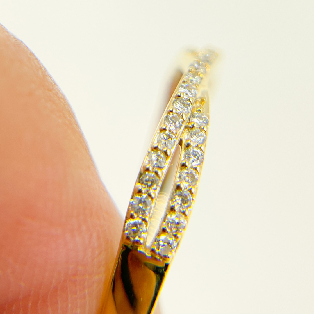 14K Solid Gold Diamond Ring. ZGG670