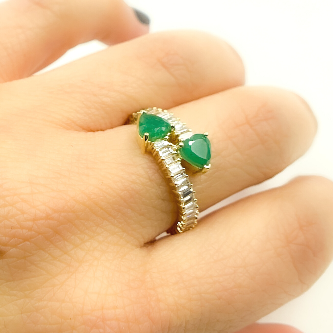 14K Solid Gold Diamond & Emerald Double Line Heart Ring. CR96144EM5